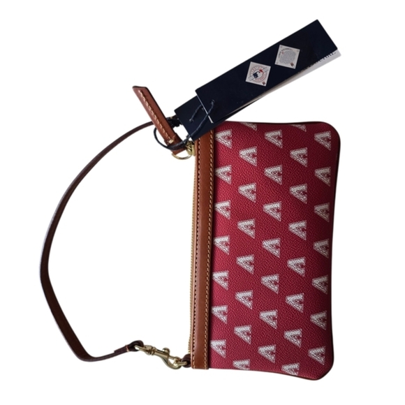 NWT Dooney & Bourke Arizona Diamondbacks Red Patterned Wristlet - Picture 2 of 2